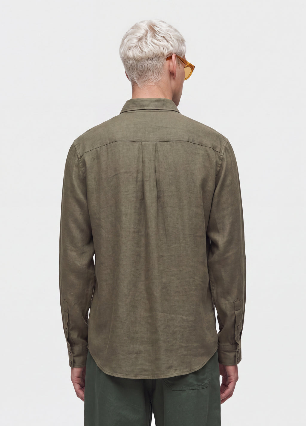 CLASSIC LINEN LONG-SLEEVED SHIRT