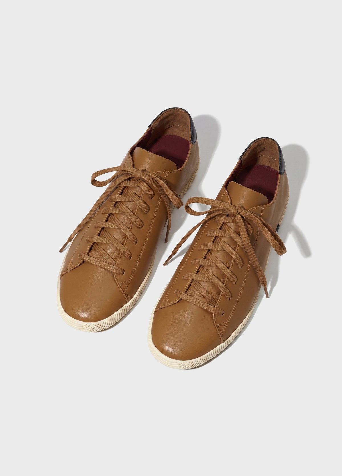 ARPOADOR SOFT SNEAKERS