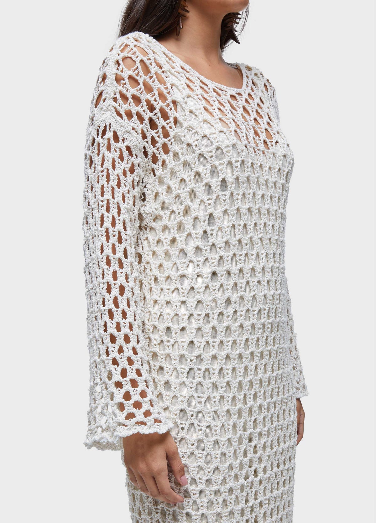 OPEN KNIT LONG-SLEEVED DRESS