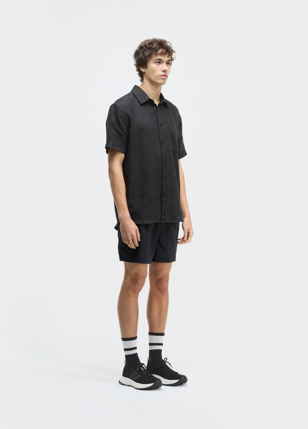 CLASSIC LINEN SHORT SLEEVE SHIRT