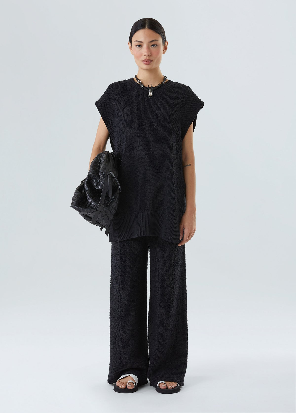 BOUCLÉ KNIT VEST