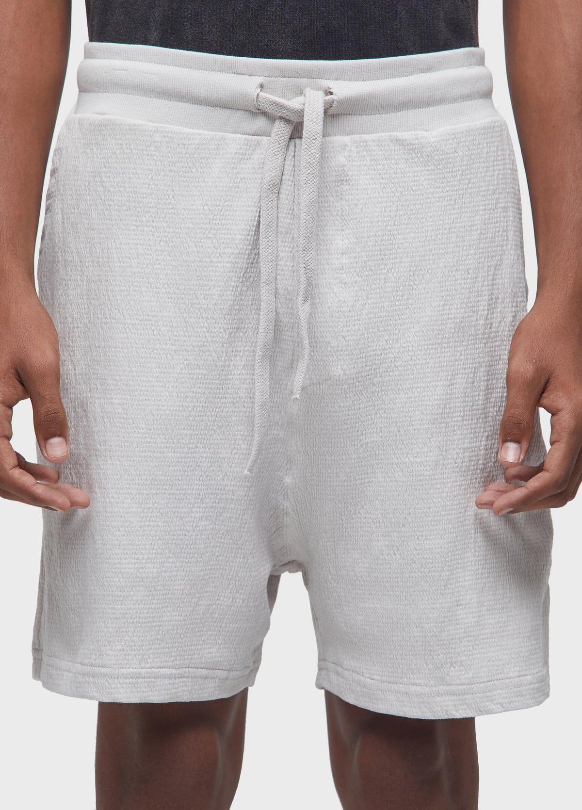 YOGUE TEXTURED SHORTS