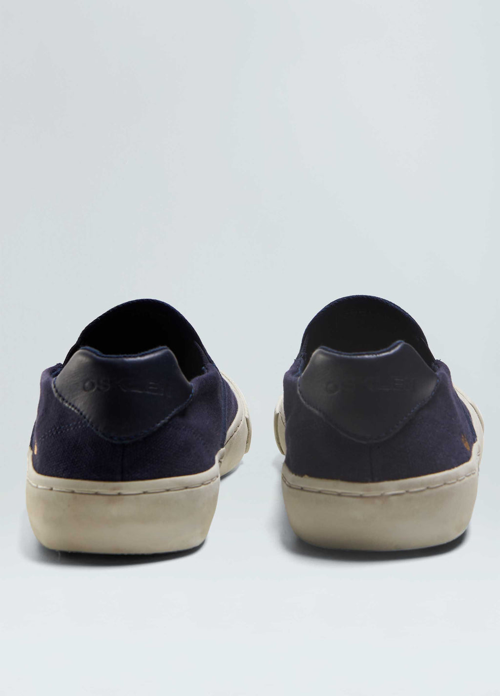 MEN'S CANVAS SLIP-ON SNEAKERS