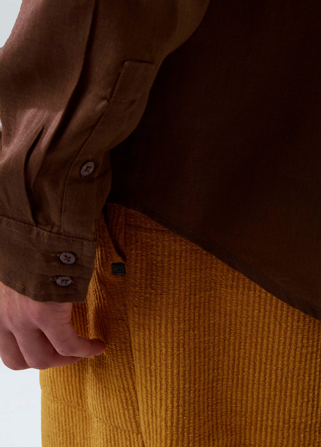 CLASSIC LINEN LONG SLEEVE SHIRT