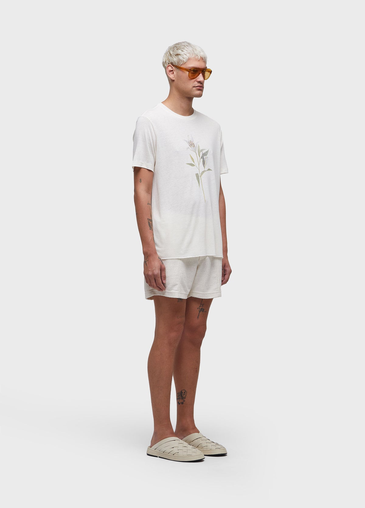 LILY LIGHT LINEN SHORT-SLEEVED T-SHIRT
