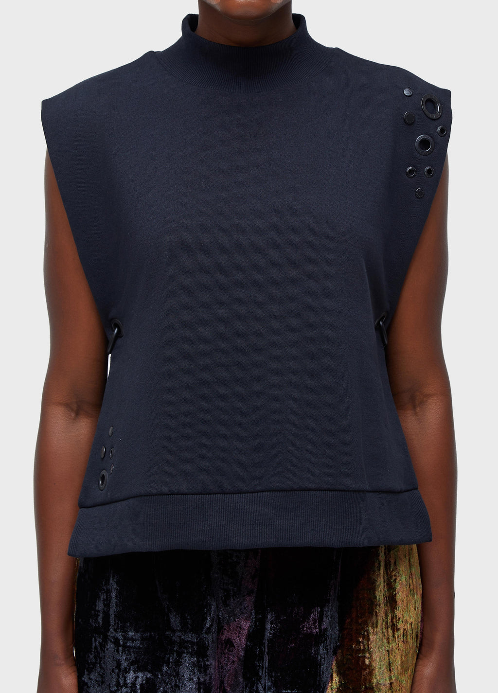 METALS VEST