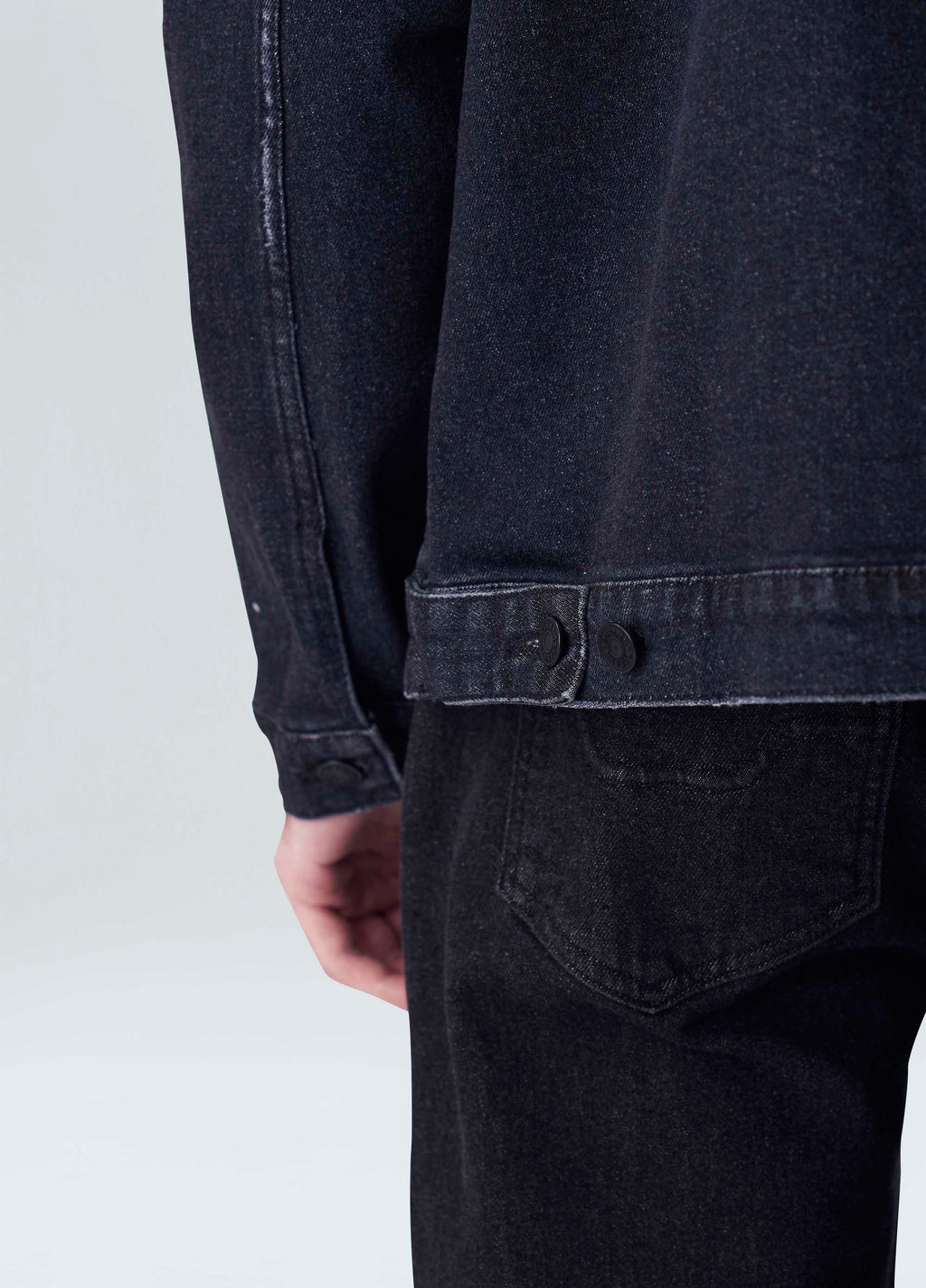 OVERCUT DENIM JACKET