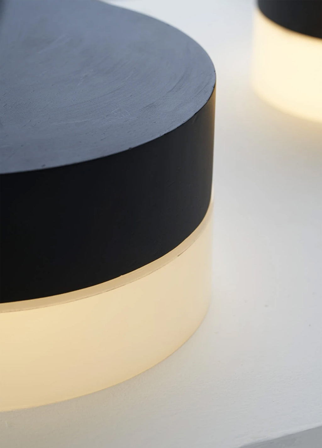 Luminária Peso G Ebanizado – Iludi Design – foto 2