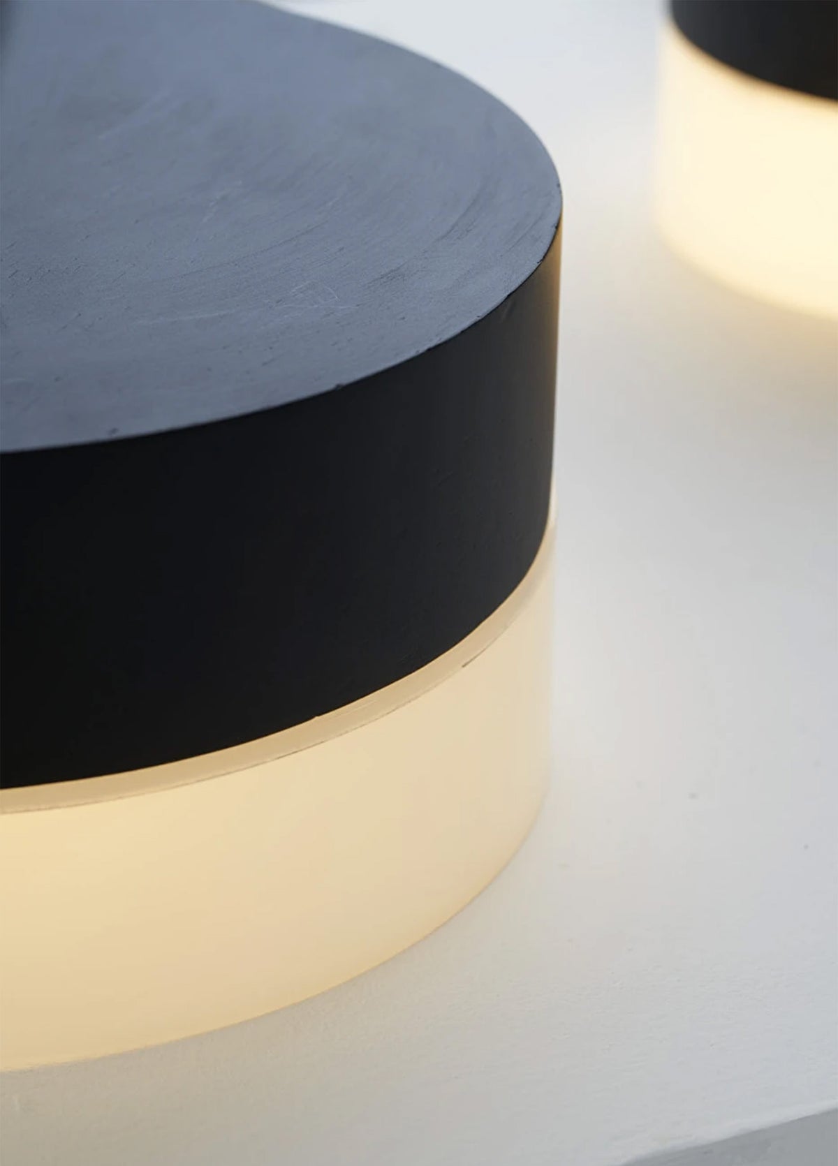 Luminária Peso G Ebanizado – Iludi Design – foto 2