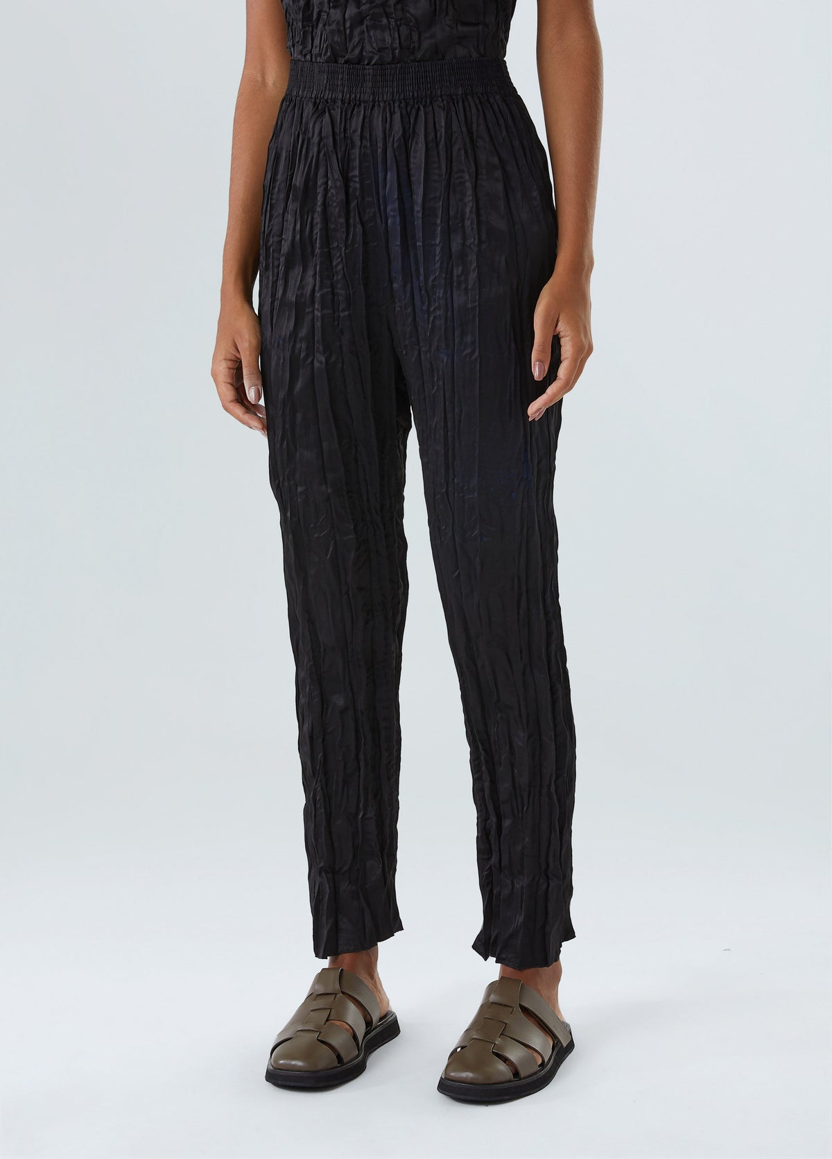 WRINKLED SATIN PANTS