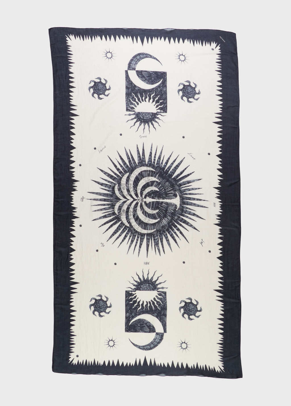 TRACE SCARF