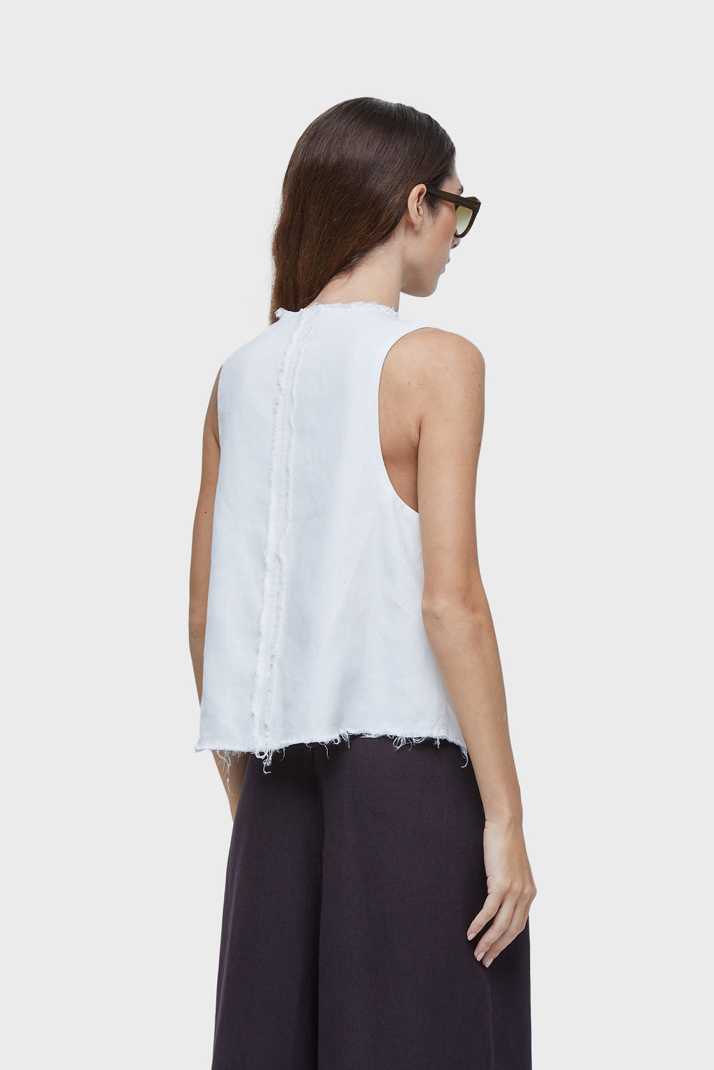 RUSTIC LINEN VEST