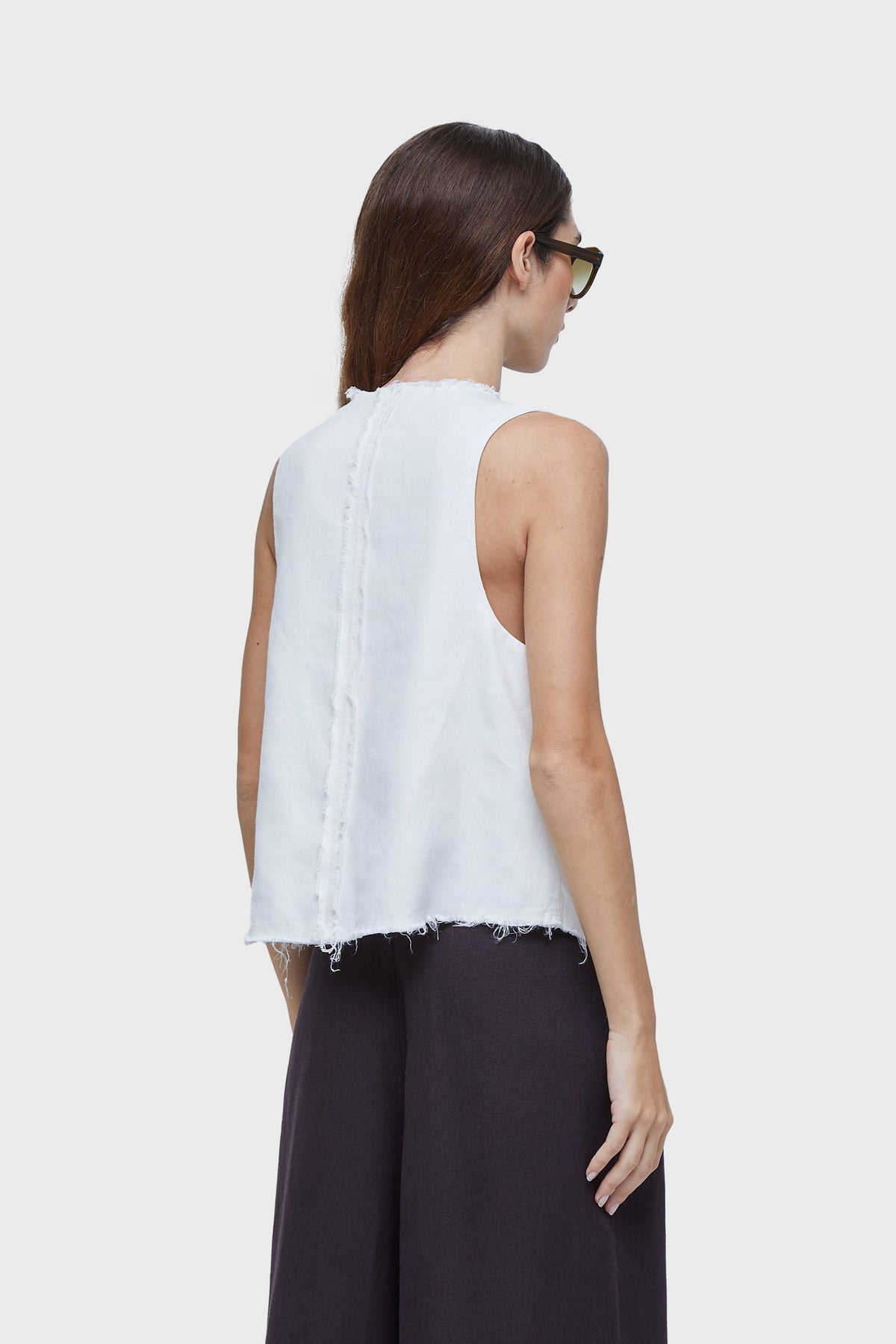 RUSTIC LINEN VEST