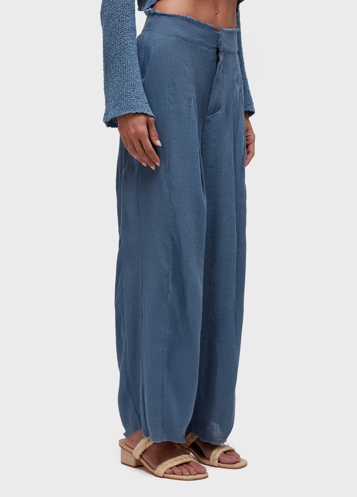 PLEATED RECYCLED LINEN TROUSERS