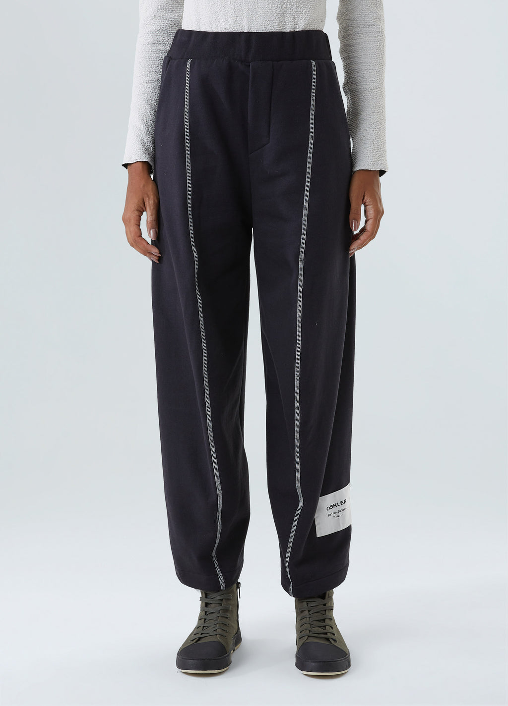 STITCHED SWEATPANTS