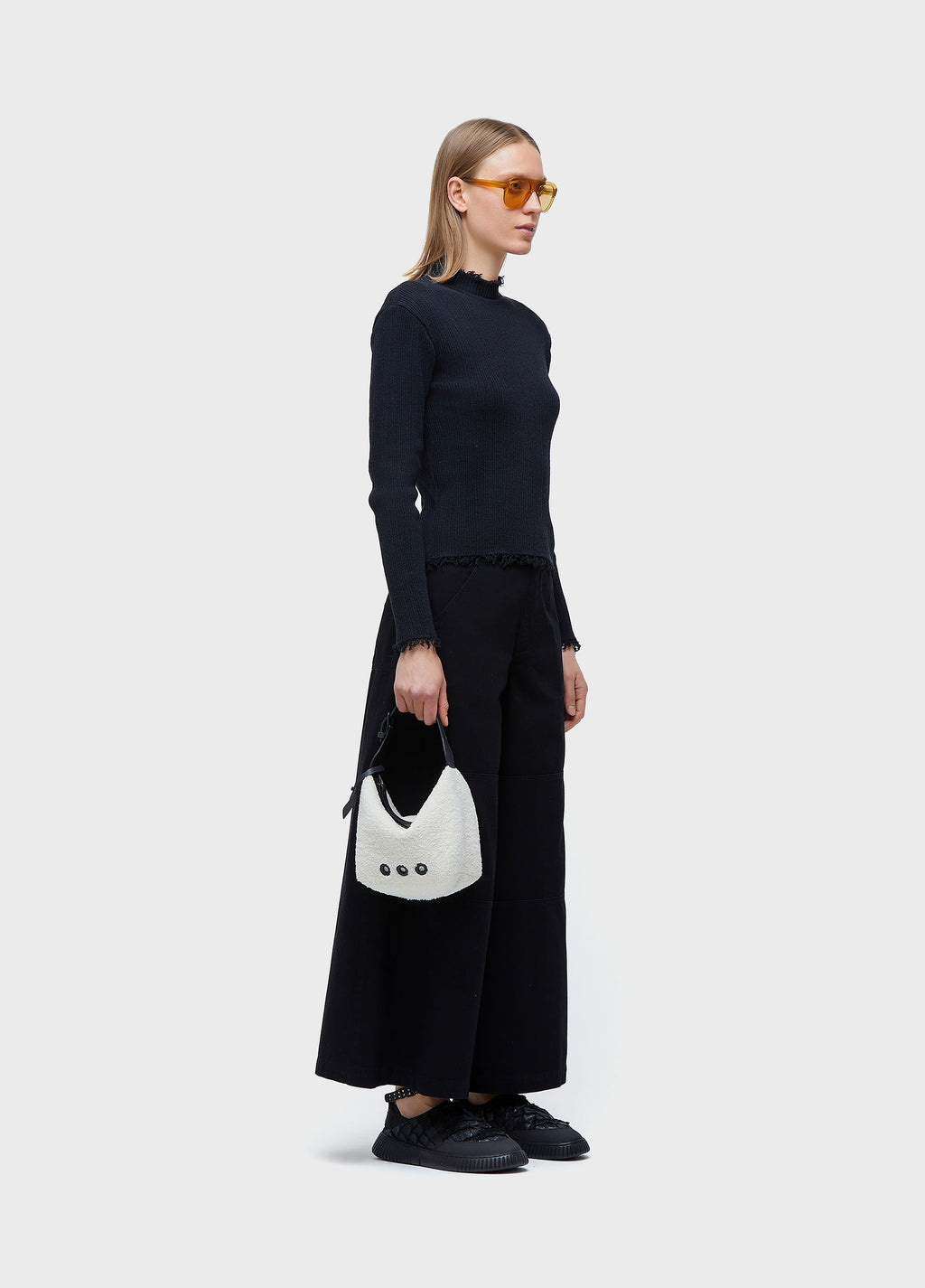 ARPOADOR BLACK WRAP PANTS