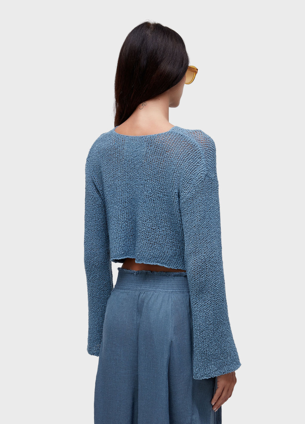 KNITTED FLARE LONG-SLEEVED MESH BLOUSE