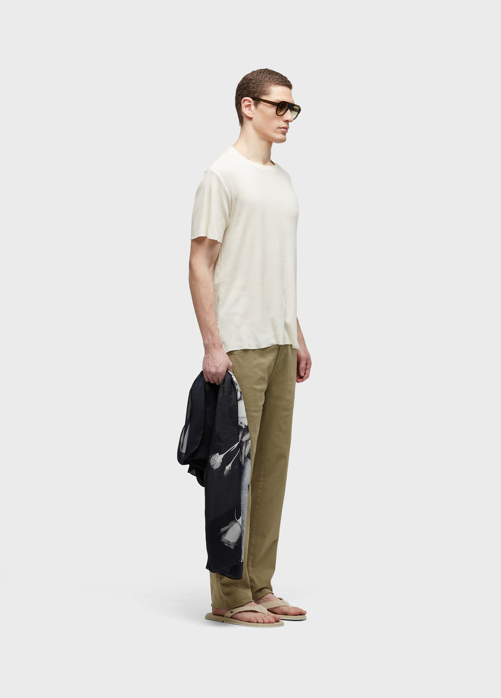 LIGHT RIBBED SHORT SLEEVE T-SHIRT