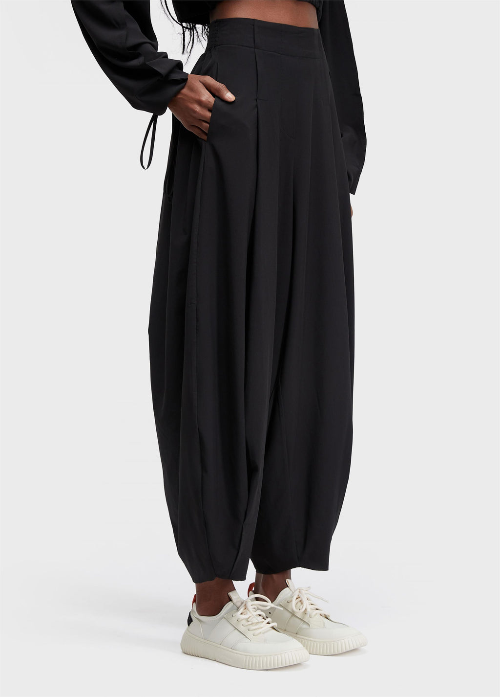 SUPERLIGHT BALLOON PANTS