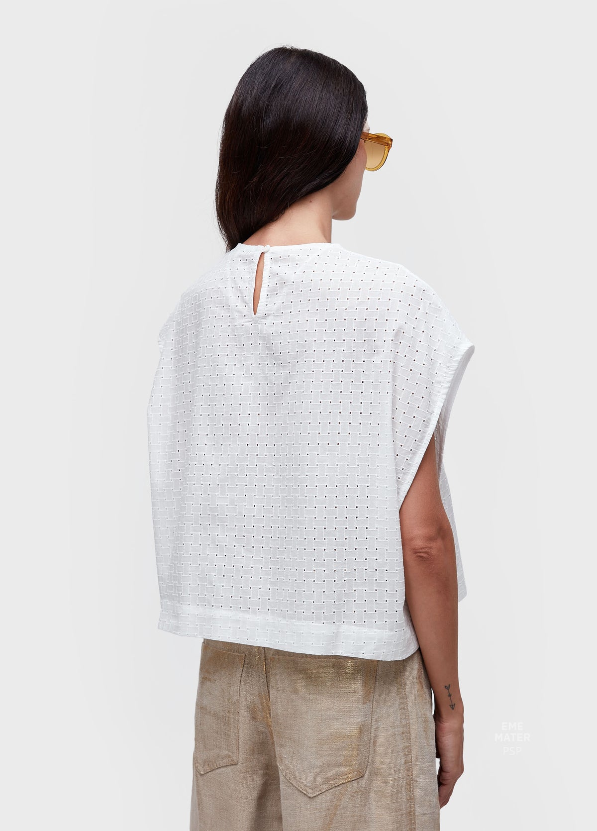 EYELET BLOUSE