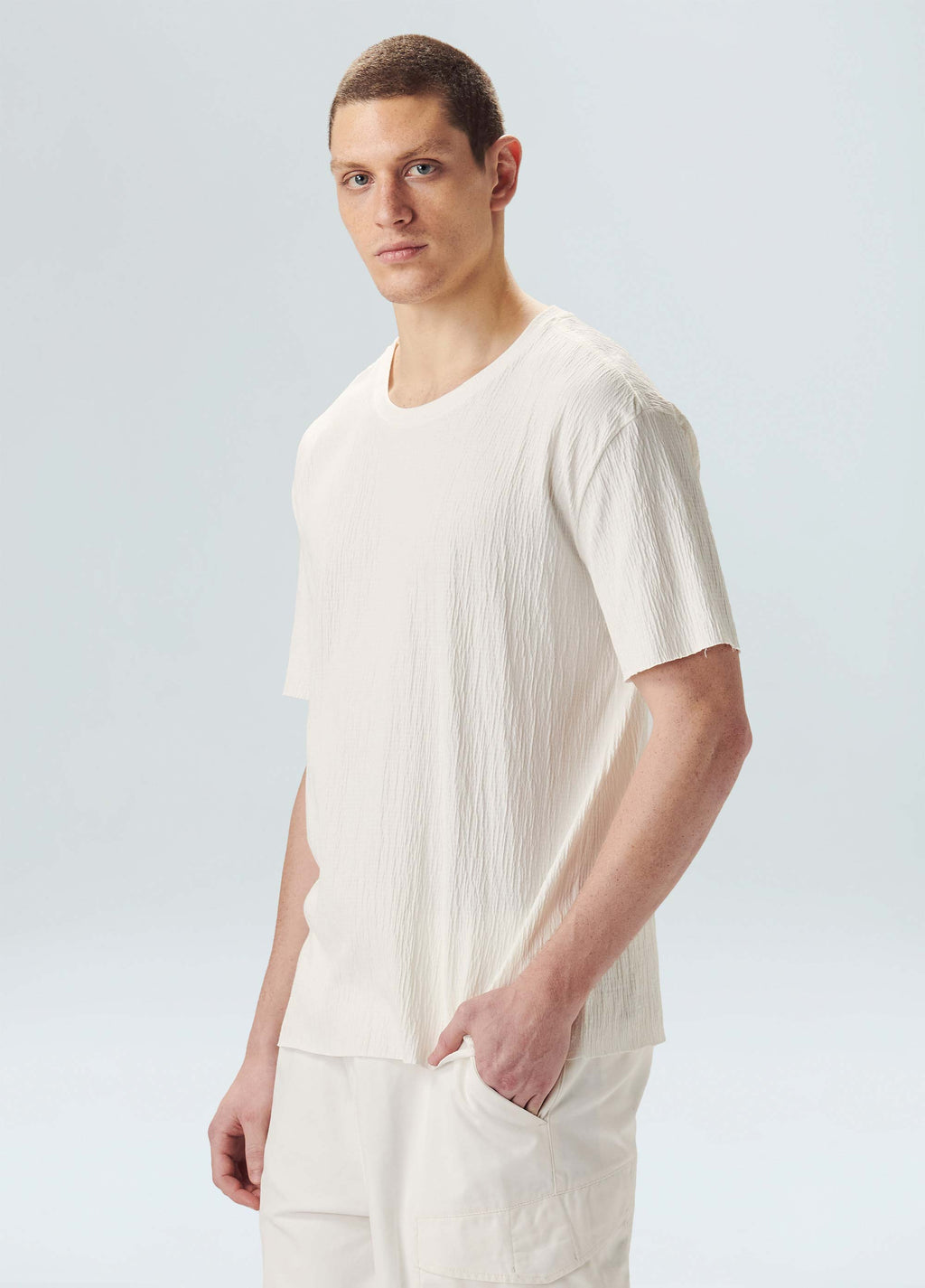 T-SHIRT WRINKLED YOKE