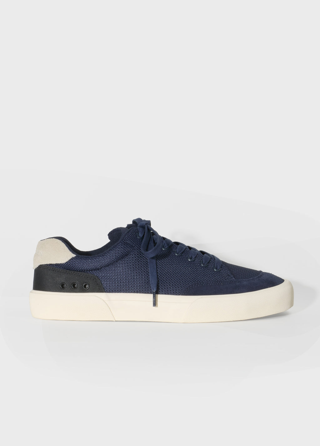 TÊNIS LIGHT LACES M