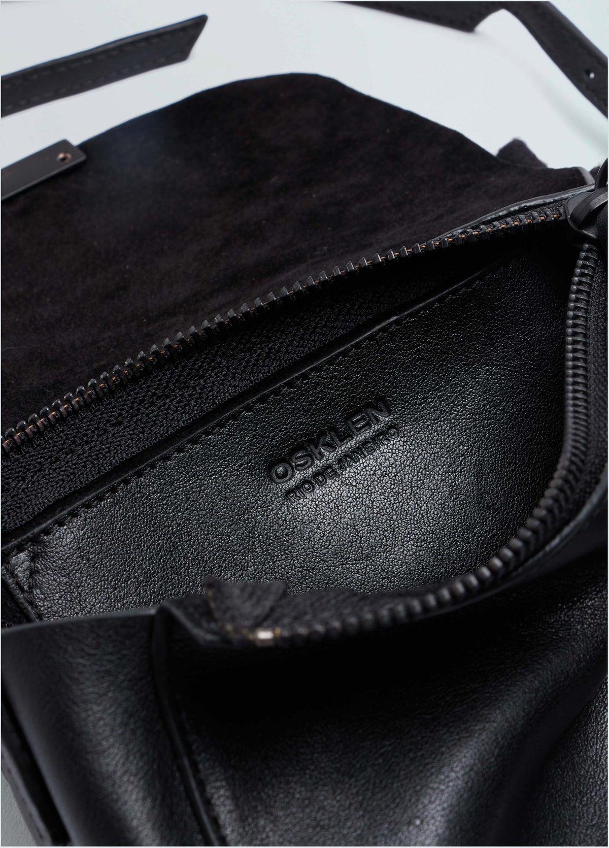Bolsa Pirarucu Muri Preto/Preto – Osklen – foto 6