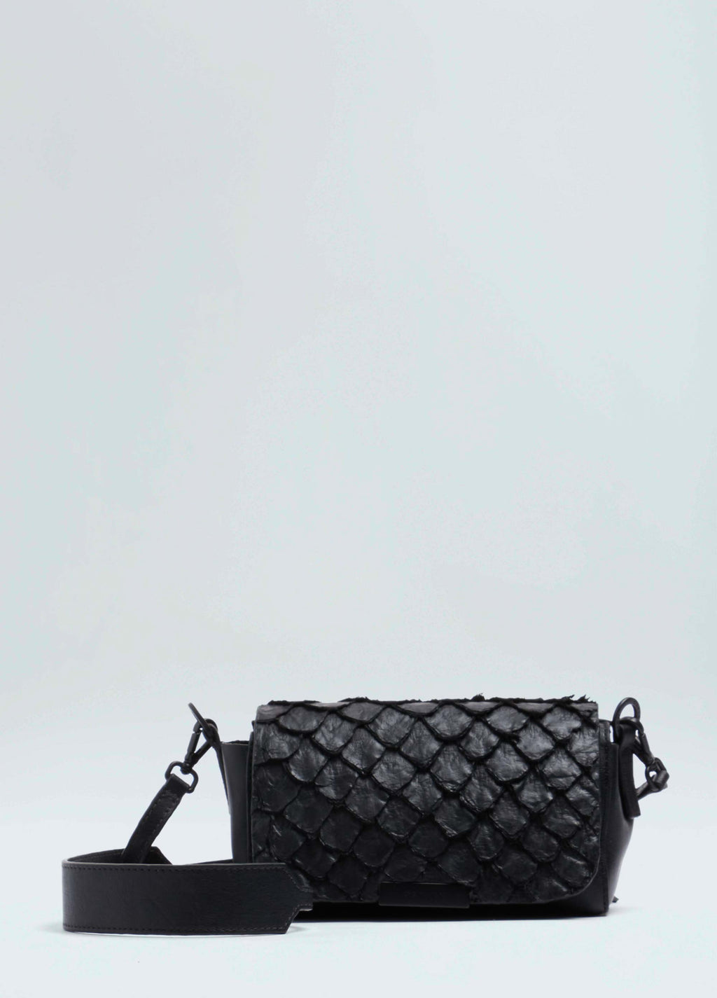 Bolsa Pirarucu Muri Preto/Preto – Osklen – foto 1