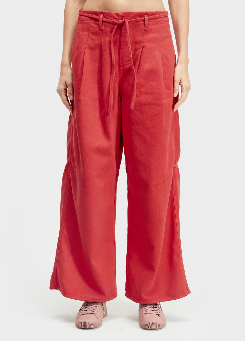 CALÇA PREGAS DENIM