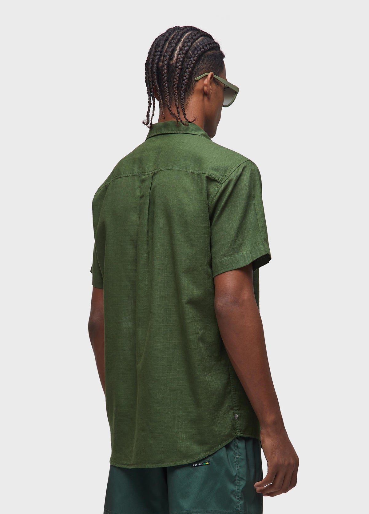 TEXTURED COLOR SS SHIRT