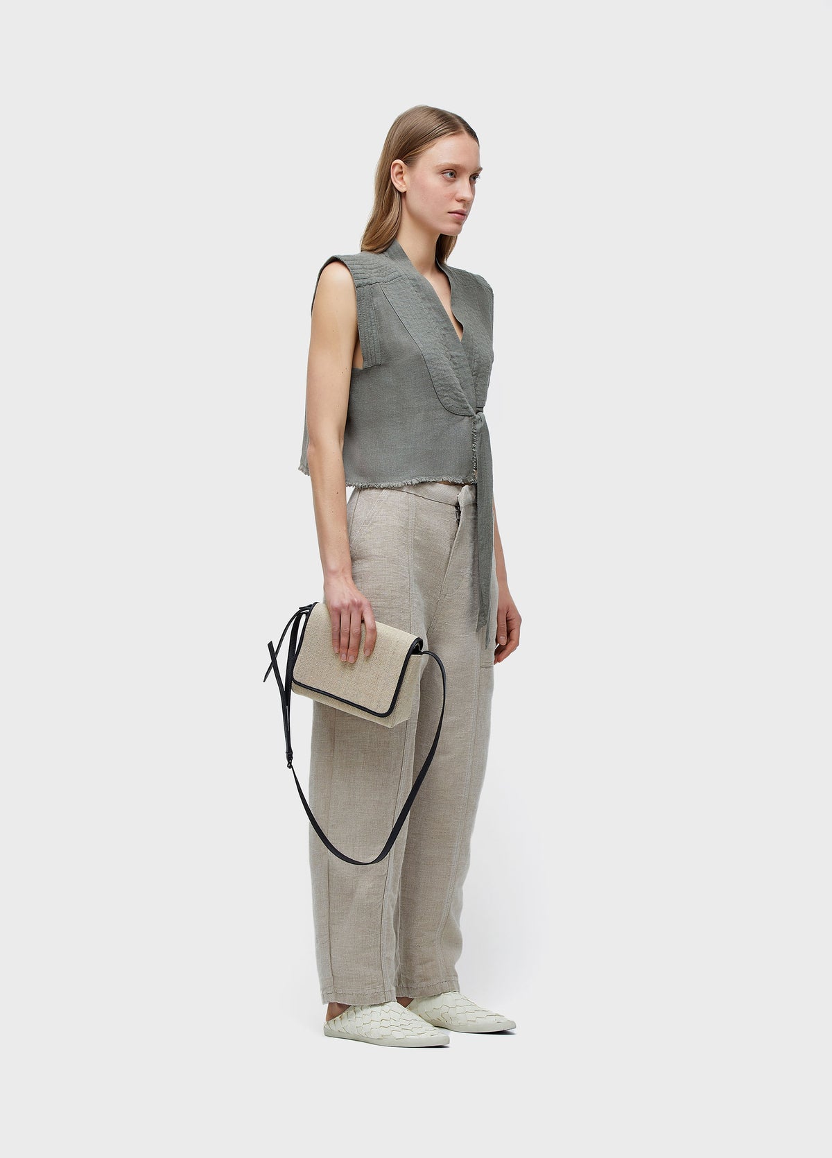 RECYCLED LINEN TIE-FRONT BLOUSE