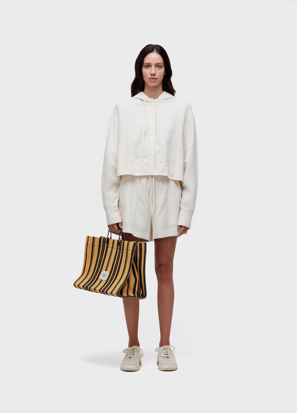 Short Bordado Concha Off-White – Osklen – foto 1
