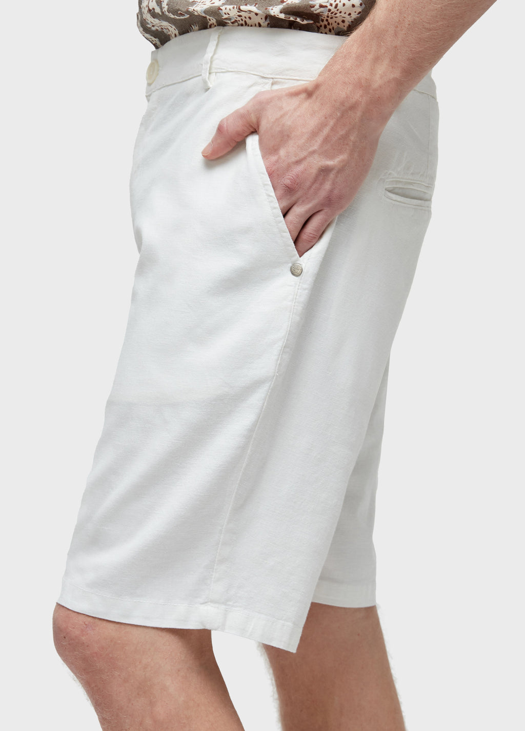 BASIC LINEN TAILORED SHORTS