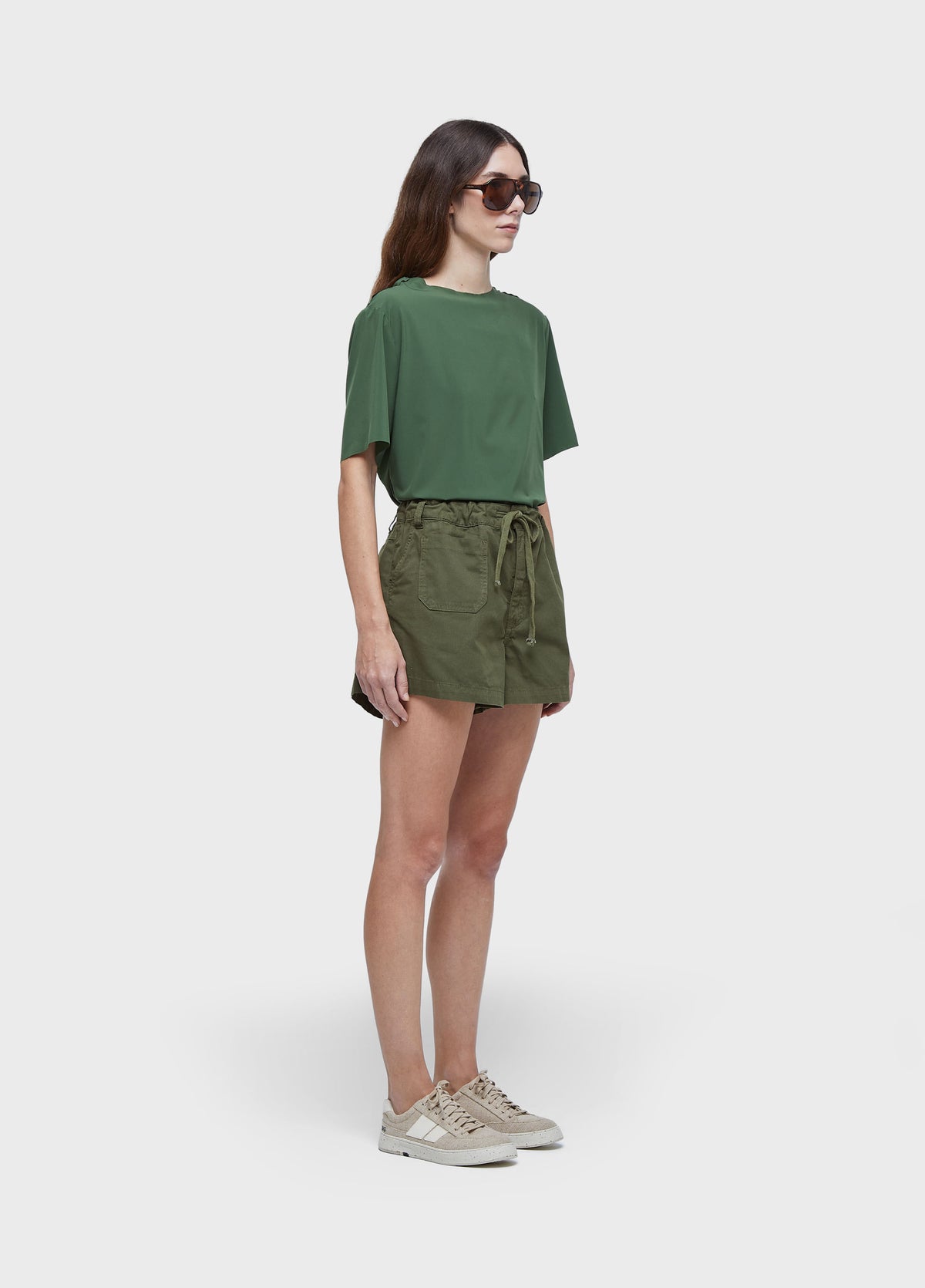 LIGHT POCKET SHORTS
