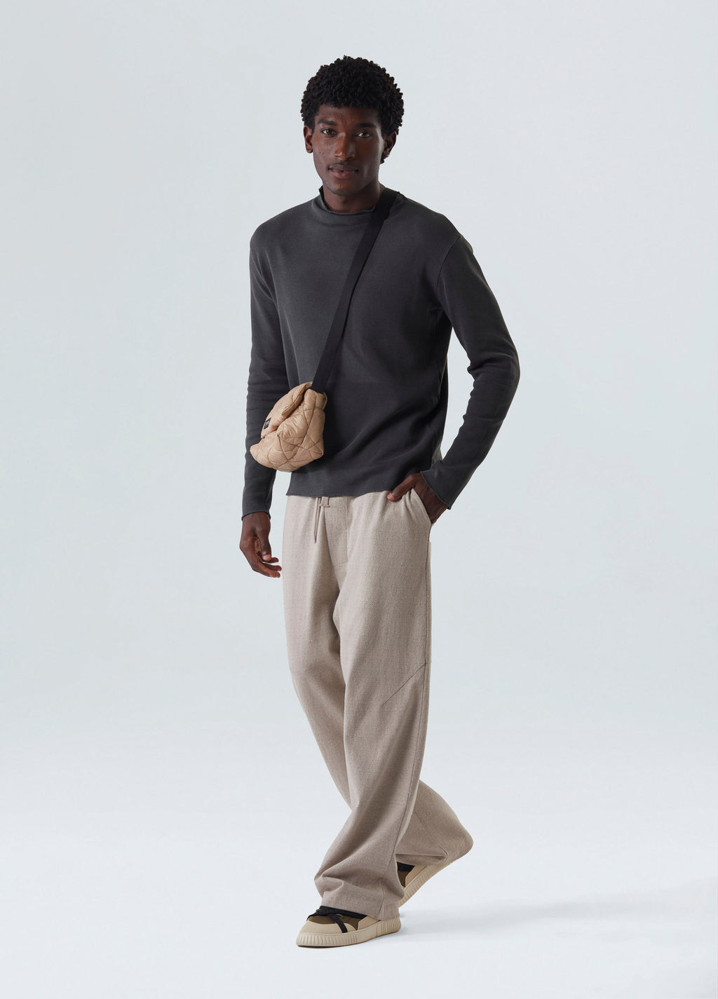 HIGH NECK LONG SLEEVE T-SHIRT