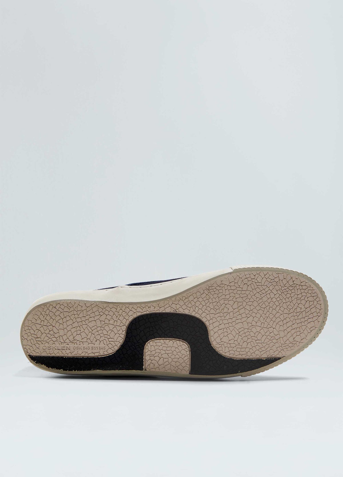 MEN'S CANVAS SLIP-ON SNEAKERS