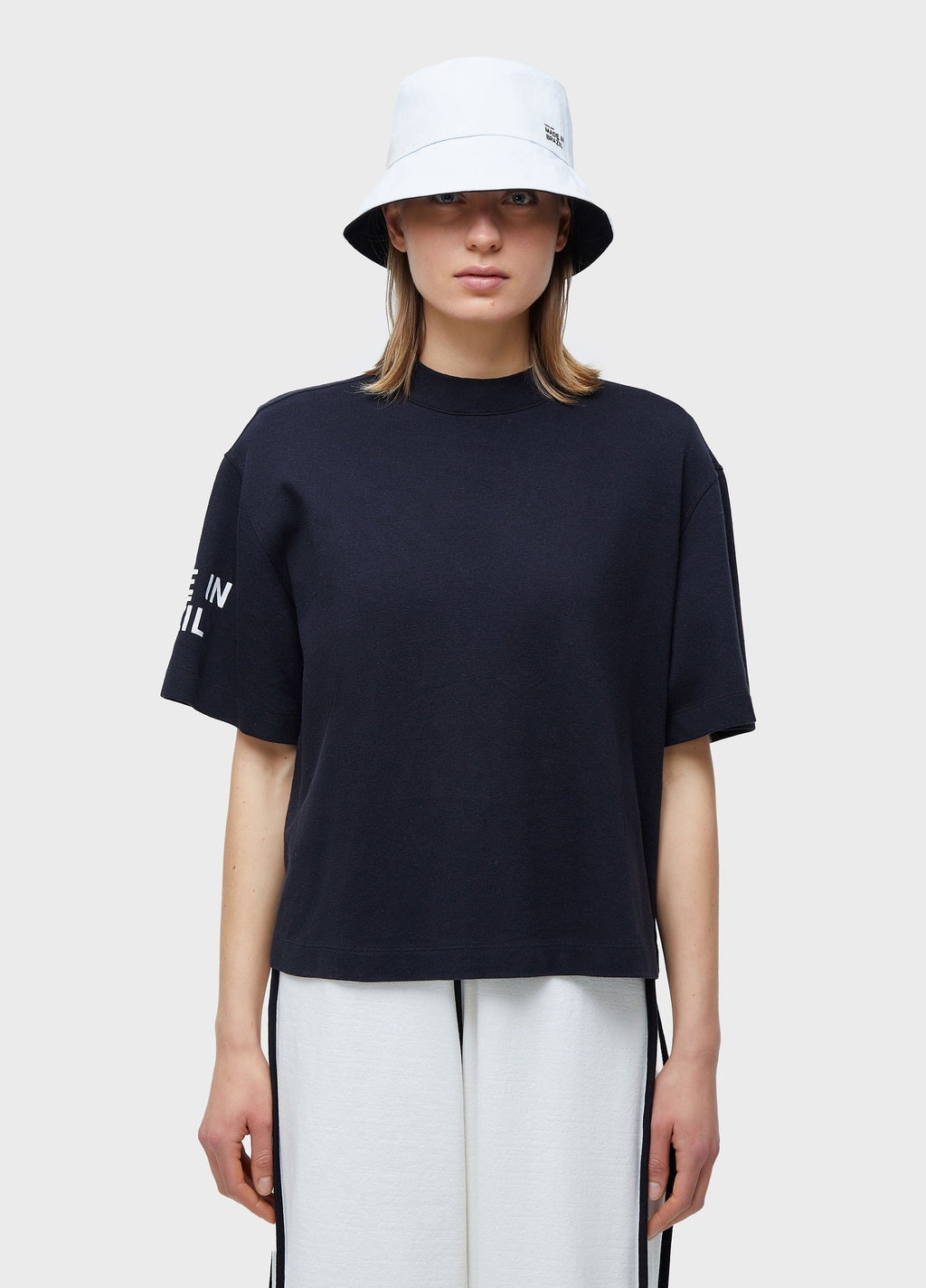 T-Shirt Over Made in Brazil Double Face Preto – Osklen – foto 1