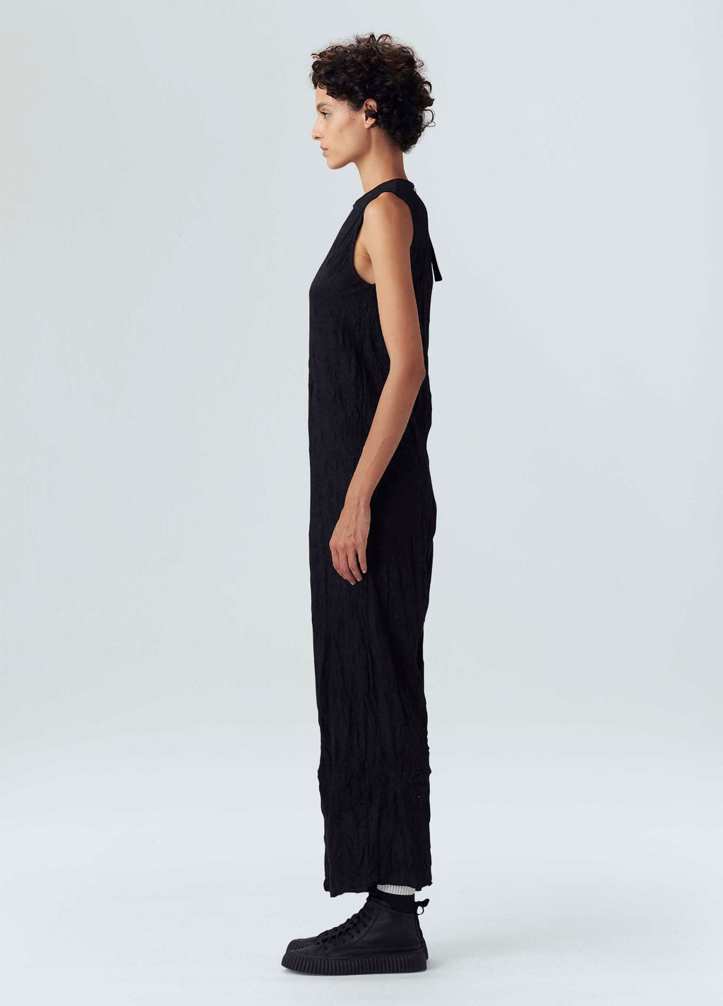 CRINKLED SLEEVELESS JUMPSUIT