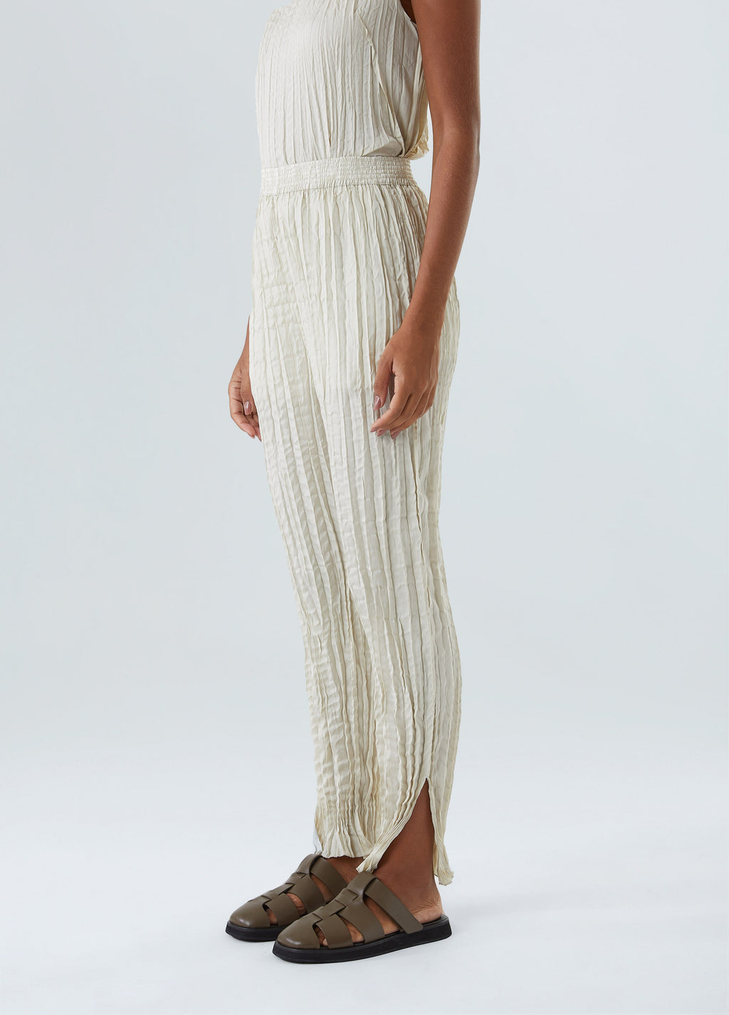 WRINKLED SATIN PANTS
