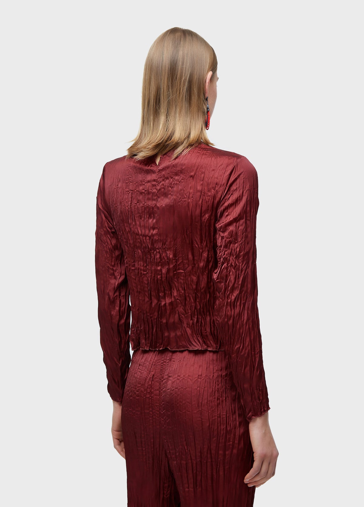 BLOUSE ROUND NECK LONG SLEEVE WRINKLED DOUBLE SATIN