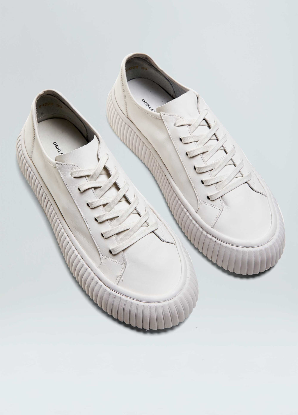 NEW GRIP LACES TENNIS SHOES