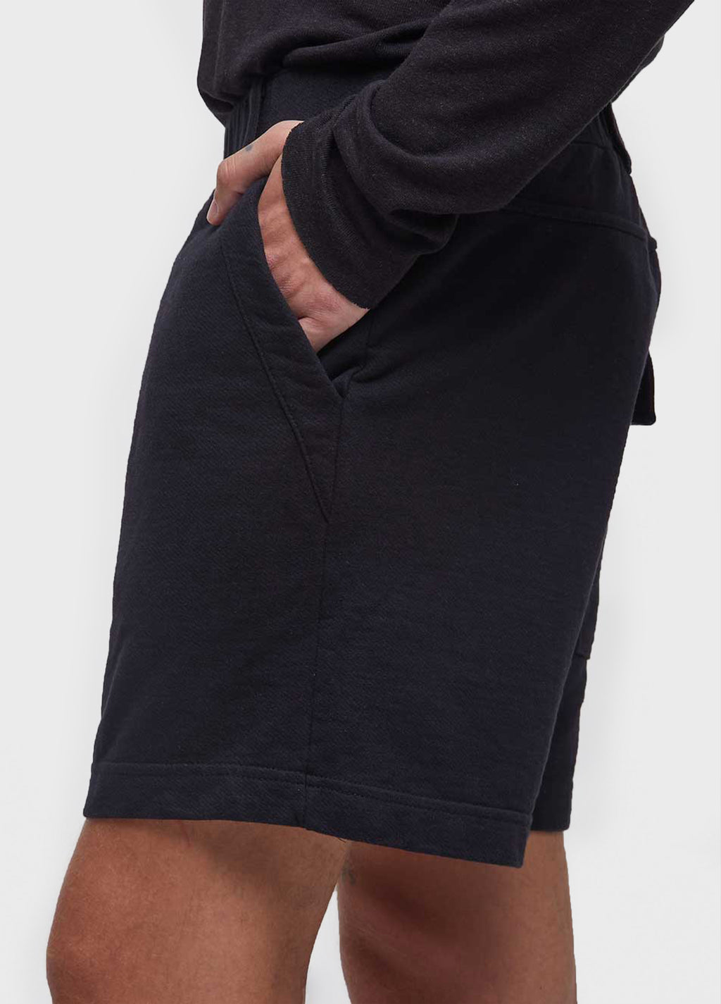 FLOW POCKET SHORTS