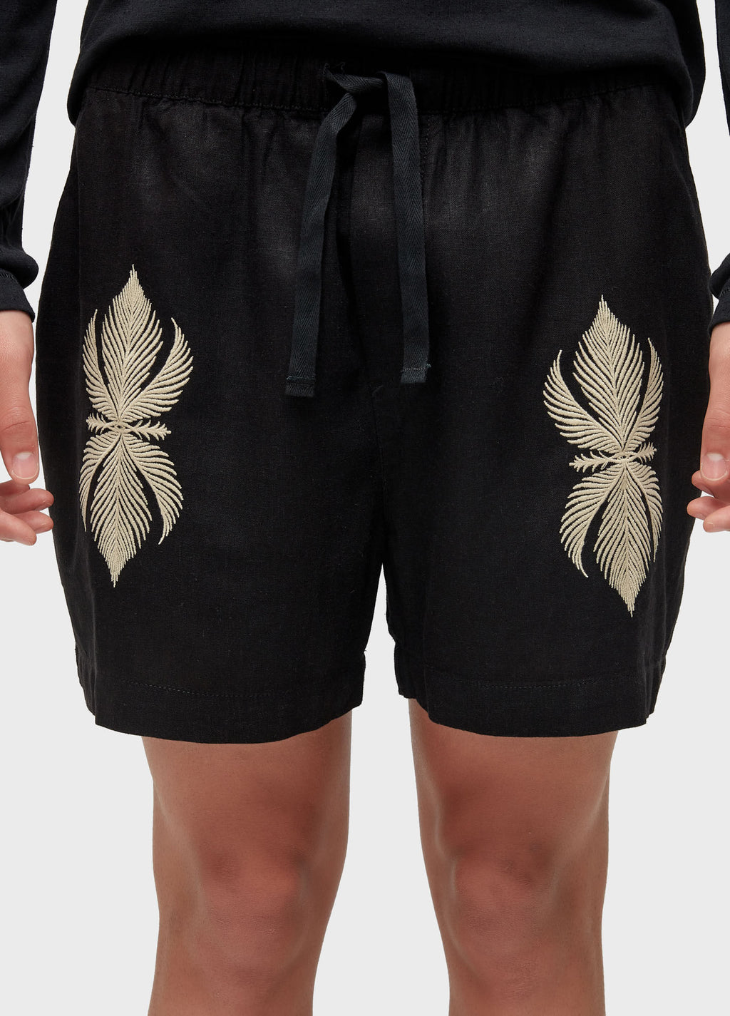 Bermuda PJ Linen Leaf Bordado Preto – Osklen – foto 2