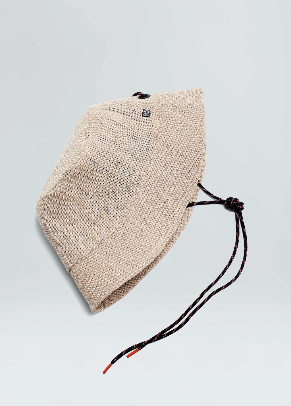 JUTE HAT WITH STRING