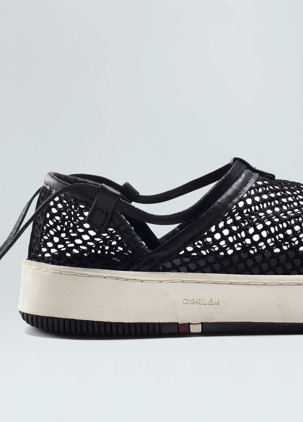 SOHO MESH SNEAKER