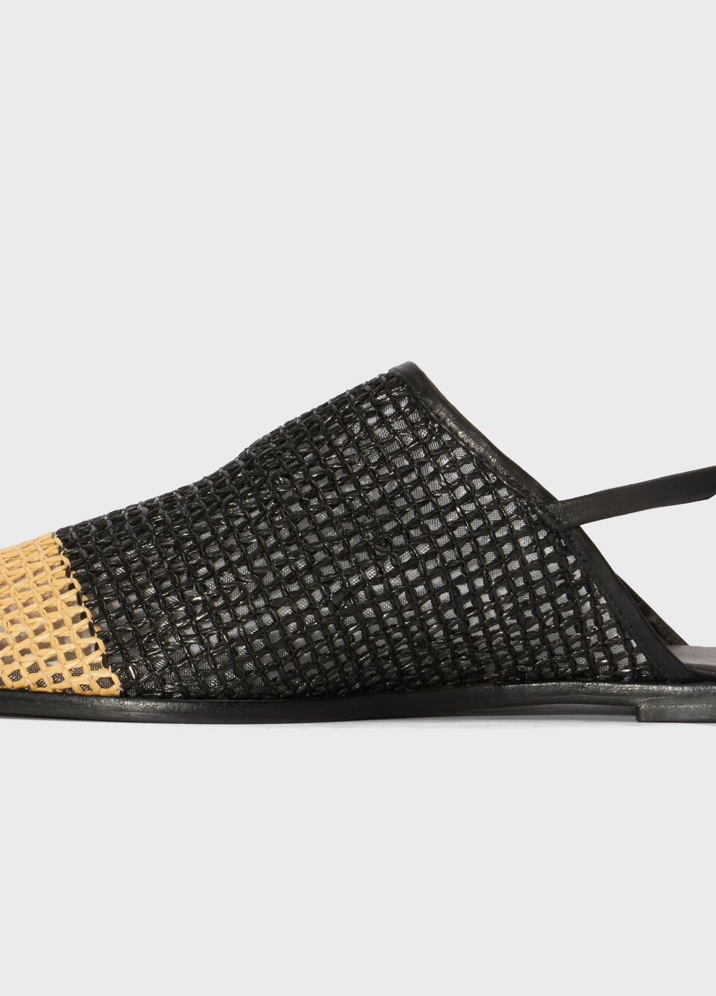 TWO-TONE RAFFIA BABOUCHE