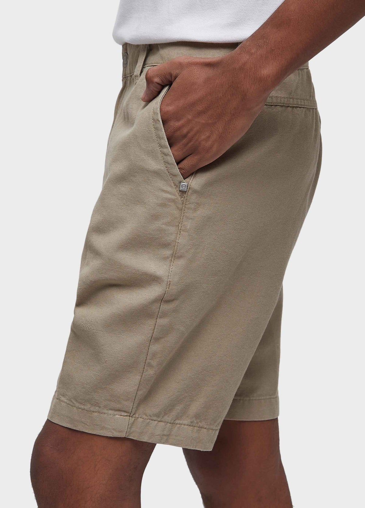 E-BASICS TAILORED SHORTS