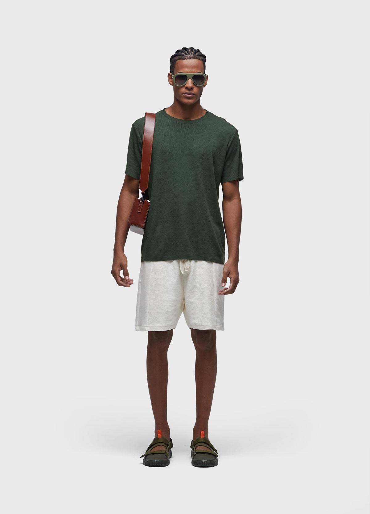 LIGHT RIBBED SHORT-SLEEVED T-SHIRT