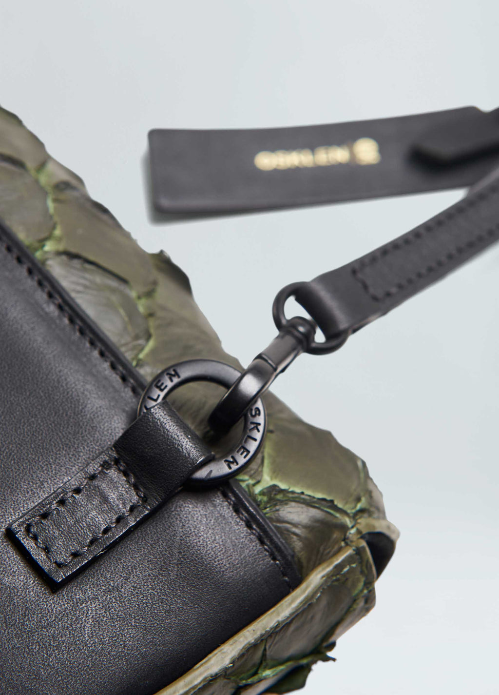 PIRARUCU MOON WAIST BAG
