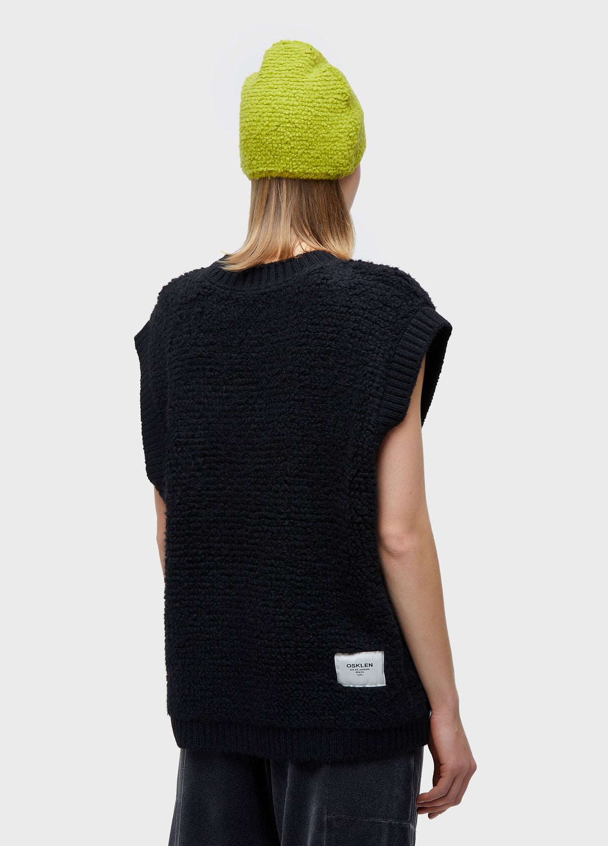 FURRY KNIT VEST